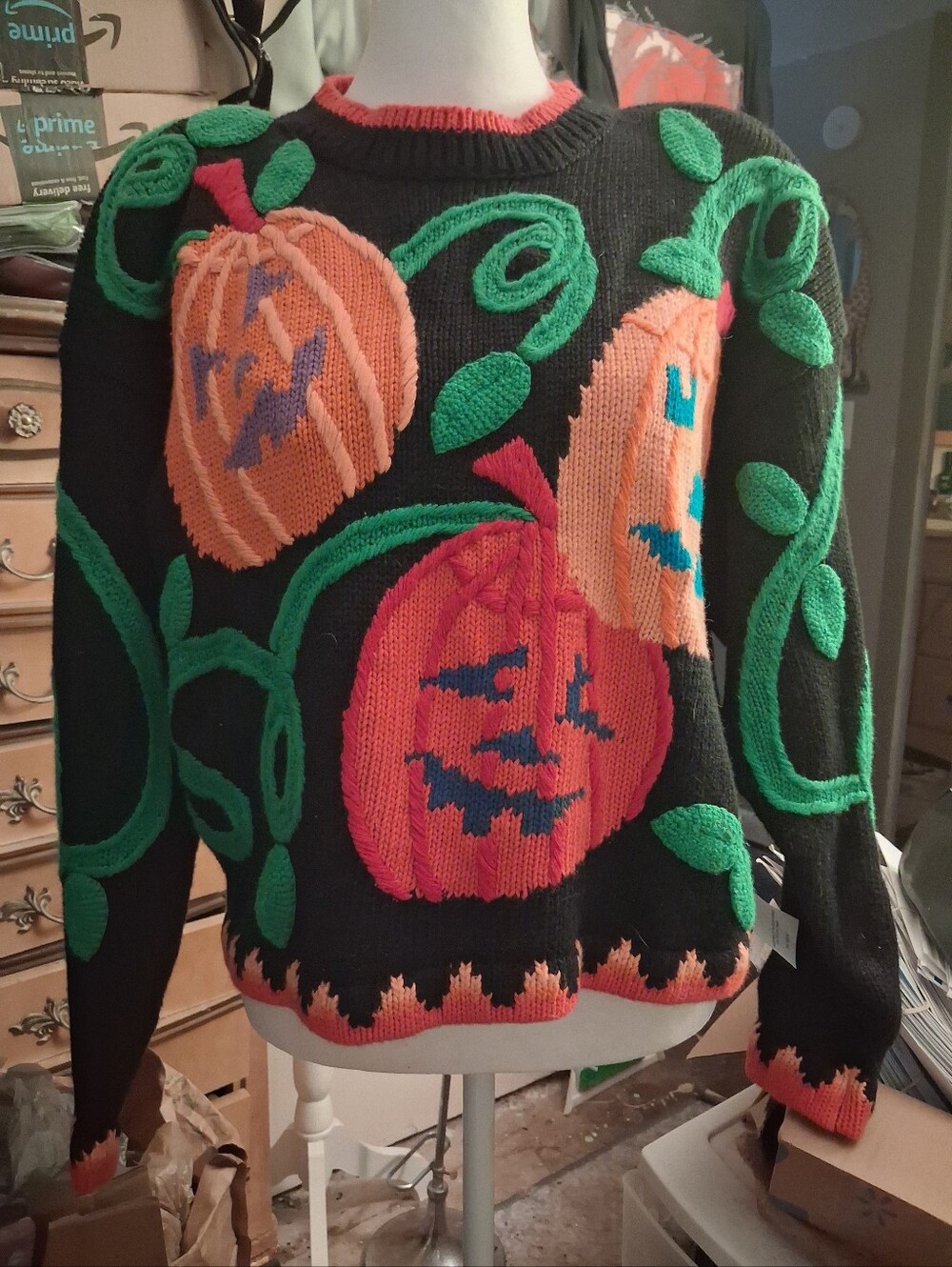 Used,not new,never worn chunky crew neck pumpkin embroidered sweater size 2 m-l. - Picture 5 of 8